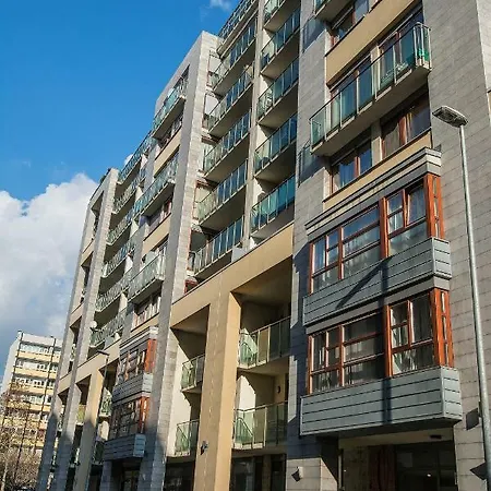 Apartment Design Free Parking In City Center